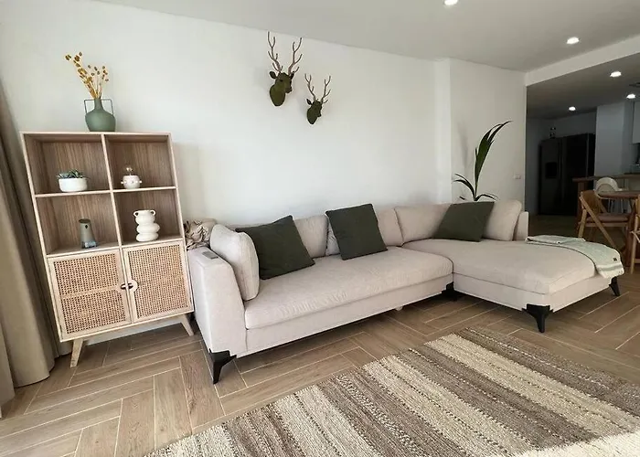 Marina & Front Bliss